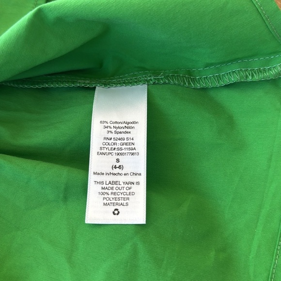 SCOOP GREEN BLOUSE - Picture 6 of 6